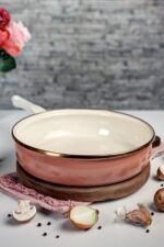 Patelnia emaliowana 24 cm, beżowa, kolekcja Mokka - obrazek 2