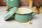 Niski garnek emaliowany z pokrywką 18 cm 2,4 l, miętowy, kolekcja Mint - obrazek 2