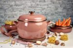 Garnek emaliowany z emaliowaną pokrywką 22 cm, 5,4 l, beżowy, kolekcja Mokka - obrazek 2