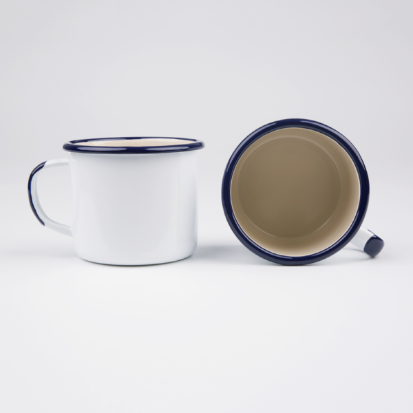 ENAMEL COFFEE MUG WITH CREAM INTERIOR | PLAIN