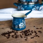 Tygielek emaliowany na 4 kawy, 0,4 l, niebieski, kolekcja Cooking Delight - obrazek 3
