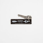 ENAMEL KEYRING | ARROW - obrazek 2