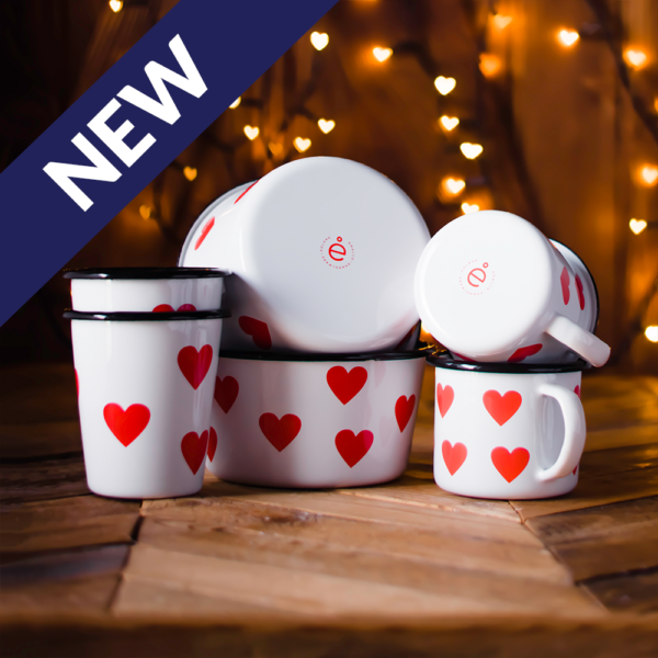 ALL YOU NEED IS LOVE ENAMEL SET BIG HEARTS | LOVE