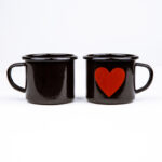 BLACK ENAMEL ESPRESSO MUG | LOVE - obrazek 2