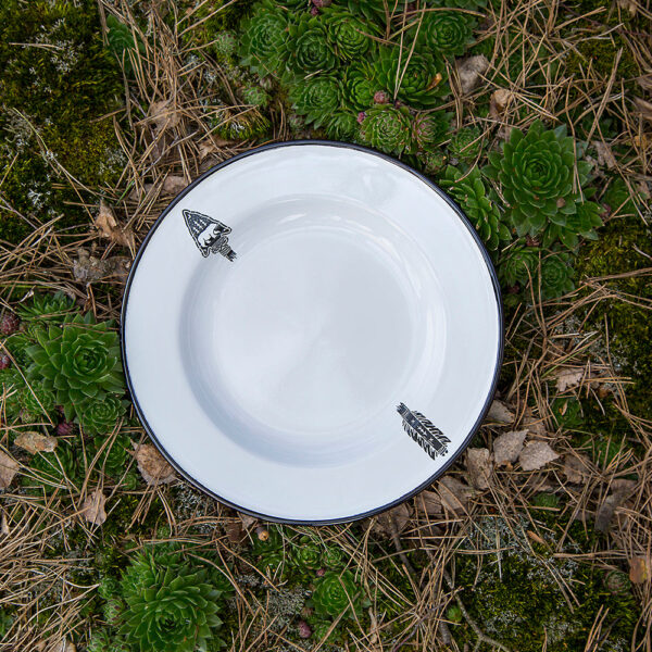 ENAMEL DINNER PLATE | ARROW